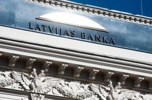 Банк Латвии повысил прогноз прироста ВВП