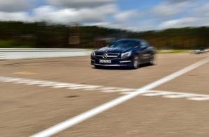 В Риге проходит выставка автомобилей Mercedes-Benz (ВИДЕО, ФОТО)