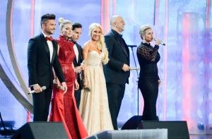 ПРЯМАЯ ВИДЕОТРАНСЛЯЦИЯ НА MIX-TV: второй конкурсный день «Новой волны 2013»