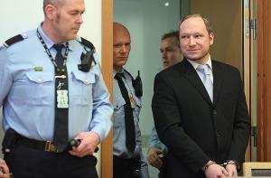 Брейвик собрался учить политологию в университете