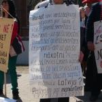 Противники евро надеятся собрать 30 тысяч подписей