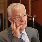 Раймонд Паулс все же посетил финальный концерт Праздника песни