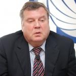 Урбанович: чиновники в 2015 году получат щедрые доплаты