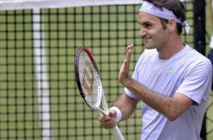 Роджеру Федереру подарили корову (ВИДЕО)