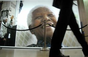 Мандела впал в вегетативное состояние