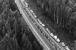 Сегодня - 24-я годовщина «Балтийского пути»