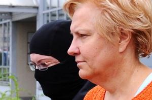 Программа: беглую чиновницу могут прикрывать сами госорганы