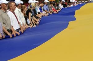 Посольство США поздравило украинцев c Днем независимости, исполнив «Червону руту»