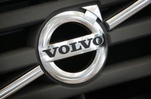 Volvo рассекретила внешность нового XC90