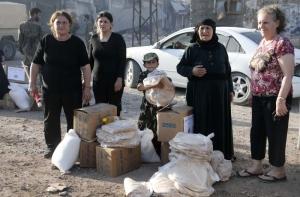 Мирные жители покидают Сирию