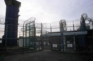 Из переполненных тюрем в Калифорнии выпустят почти 10 тысяч заключенных