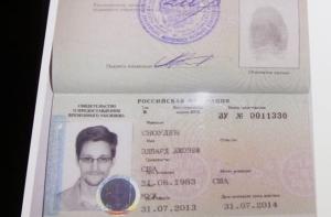 Эдвард Сноуден не может работать в России только в госслужбах