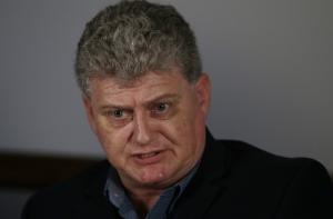 Отец Сноудена: Мой сын вернется в США
