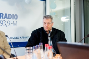 Скандал в KNAB: Стрике назвали «чокнутой блондинкой» (АУДИО)