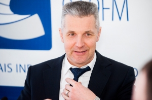 Пабрикс: иностранцы должны брать пример с латвийских военных