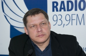 АНОНС: на радио Baltkom - представитель Latvijas ceļu būvētājs Зигмар Брунавс