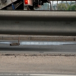 Газета: за деньги на покраску перил можно построить пару мостиков