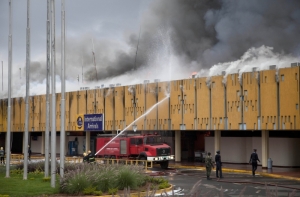 Пожар в международном аэропорту столицы Кении локализован (ФОТО)