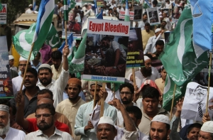 В Каире начались столкновения исламистов с полицией