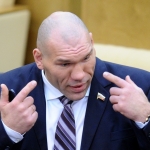 Валуев: я опустил бы футболистов сборной России на грешную землю