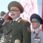 Президент Беларуси распродает лишнее оружее