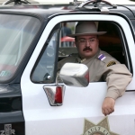 В Нью-Йорке полицейский застрелил угрожавшего ему подростка