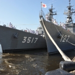 Корабли России развернули учения на Балтике