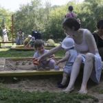 В США детей из Украины держали на привязи