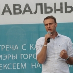 Навальный сбежал с дебатов