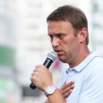 Навальному вынесли предупреждение