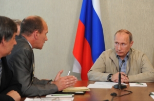 Путин - чиновникам: «мне что, кого-то посадить на баланду?!»(ВИДЕО)