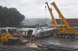 В США сошел с рельсов поезд с опасными химикатами