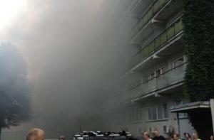 Пожар в больнице Страдиня локализован, эвакуировано 170 человек (ВИДЕО)