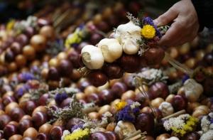 Лук и чеснок уменьшают риск заболевания раком