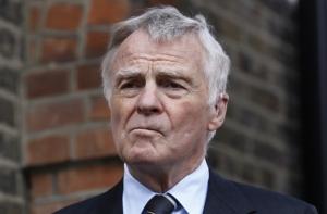 Экс-президент FIA требует от Google удалить его порноснимки