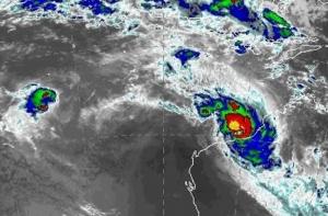 Циклон угрожает Колыме разрушением дамб и мостов