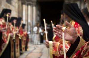 Греческих священников подозревают в махинациях на 5 млрд евро