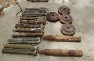 В Резекне у детсада раскопали неразорвавшийся снаряд