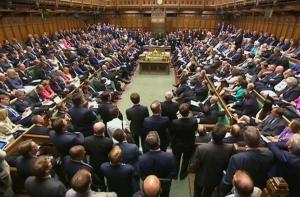 Британские депутаты посещают порносайты