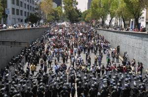 Протесты студентов в Мехико закончились разгоном