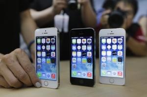 Apple потеряла 24 млрд долларов после показа iPhone