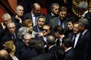 Берлускони на свой день рождения подарил Италии правительственный кризис