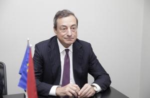 Президент ЕЦБ сравнил «историю успеха» Латвии с сюжетом фильма