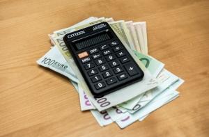 В госсекторе займутся выравниванием зарплат