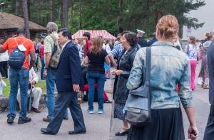 Мэр развеял мифы о нашествии китайцев в Цесис