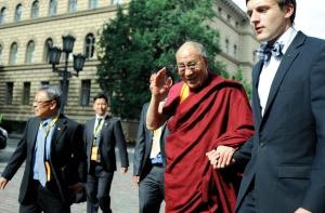 Как Далай-лама встретился с депутатами Сейма (ФОТО)