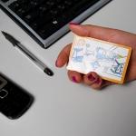 Иностранцам не понятна система э-талонов в Риге
