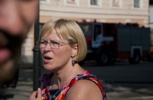 Культурные деятели начали акцию против министра Яунземе-Гренде