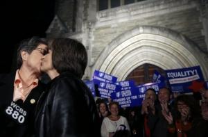 Суд в Нью-Джерси узаконил однополые браки