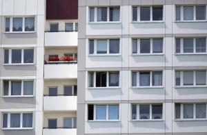 Латвийцы хотят вкладывать свободные средства в недвижимость